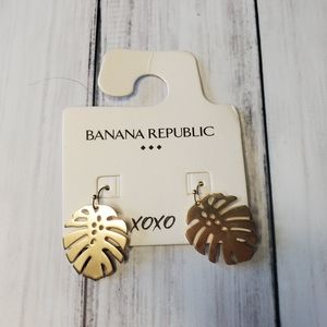 Banana republic earrings